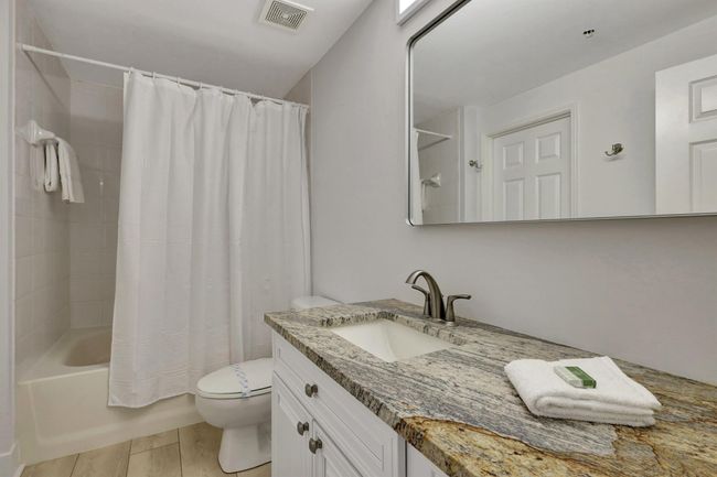 APT-223 - 630 S Sapodilla Ave, Condo with 1 bedrooms, 1 bathrooms and null parking in West Palm Beach FL | Image 11