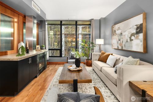 402-2716 Elliott, Seattle, WA, 98121 | Card Image