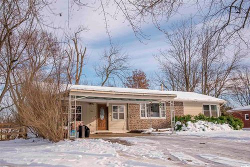 700 N 66th St, Quincy, IL, 62305-8786 | Card Image