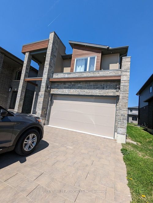 3154 Frieda Way, London, ON, N6G0Y2 | Card Image