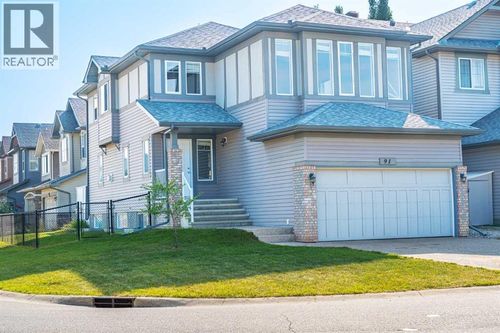 91 Cougartown Close Sw, Calgary, AB, T3H0B3 | Card Image