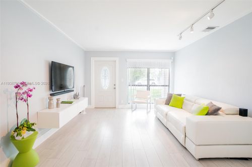 3330 Sw 59th Ter, West Park, FL, 33023-5221 | Card Image