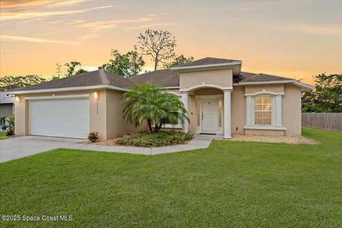 5575 Hemsing St, Cocoa, FL, 32927-2344 | Card Image