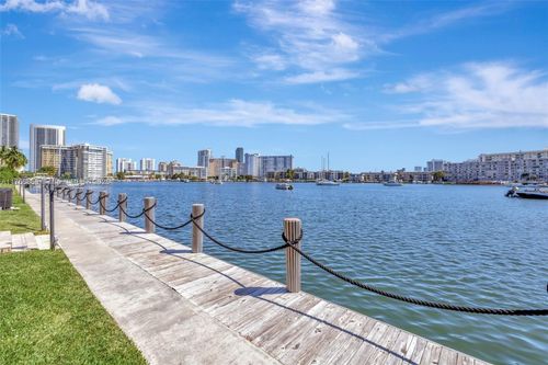 111-2200 Diana Dr, Hallandale Beach, FL, 33009-4701 | Card Image