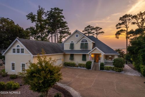 4028 Martins Point Road, Kitty Hawk, NC, 27949 | Card Image