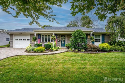 10 Forest Park Ter, Monroe Township, NJ, 08831-8546 | Card Image