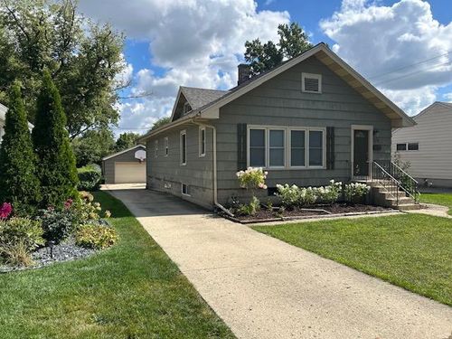 329 S Monterey Ave, Villa Park, IL, 60181-2714 | Card Image