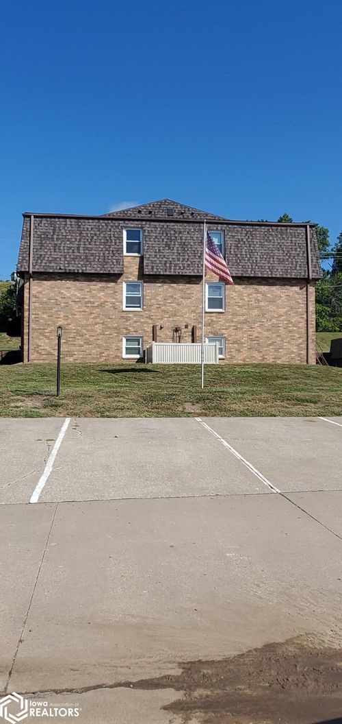 apt-102-304 35th St, Fort Madison, IA, 52627-2034 | Card Image