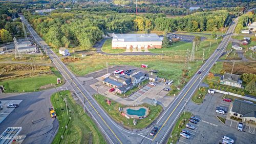 671 Mariaville Rd, Rotterdam, NY, 12306-6806 | Card Image