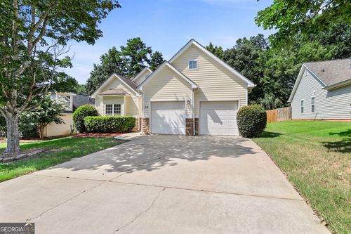 35 Bedford Park Dr, Newnan, GA, 30263-6960 | Card Image