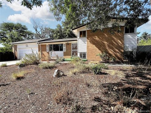 13121 E 31st Ave, Aurora, CO, 80011-2005 | Card Image