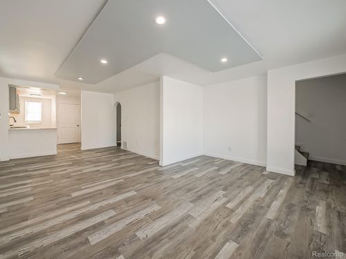 14250 Elmdale St, Detroit, MI, 48213-1948 | Card Image