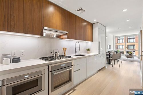 1000 Maxwell Ln, Hoboken, NJ, 07030-7798 | Card Image