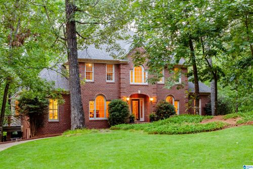 2348 Country Ridge Dr, Vestavia, AL, 35243-4311 | Card Image
