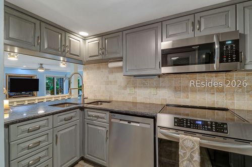 1673-20 Queens Folly Rd, Hilton Head Island, SC, 29928-5110 | Card Image