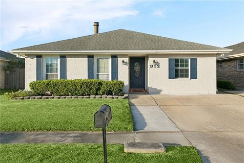 912 Sessions Ln, Kenner, LA, 70065-2962 | Card Image