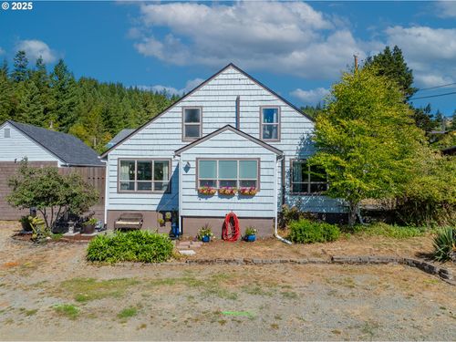 1753 20th St, Myrtle Point, OR, 97458-1658 | Card Image