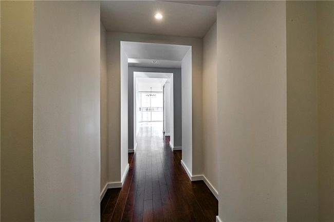 UNIT-2201 - 3325 Piedmont Rd Ne, Condo with 3 bedrooms, 3 bathrooms and 2 parking in Atlanta GA | Image 4