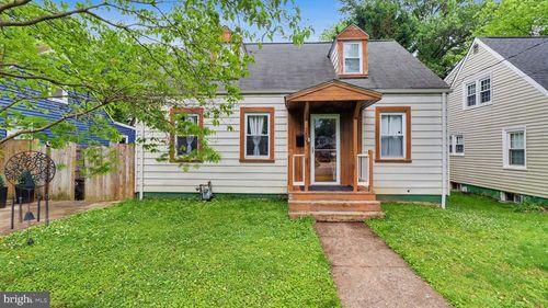 2803 Greenway Blvd, FALLS CHURCH, VA, 22042-2030 | Card Image