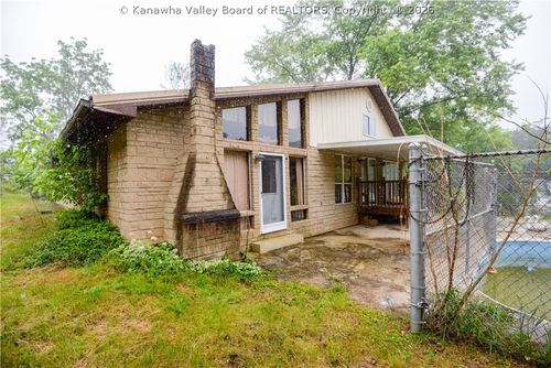 45 Pioneer Ln, Charleston, WV, 25312-5744 | Card Image
