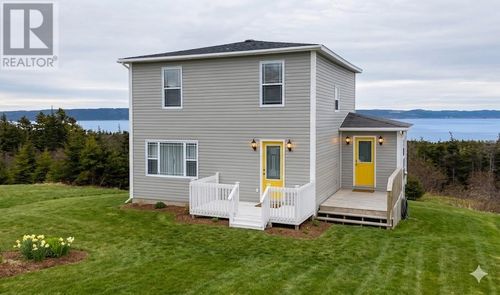 92 Lance Cove Rd, Bell Island, NL, A0A4H0 | Card Image