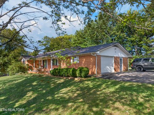 1104 Fairview Dr, Dandridge, TN, 37725-4807 | Card Image