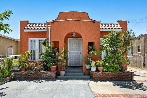 8535 Santa Fe Ave, Huntington Park, CA, 90255 | Card Image
