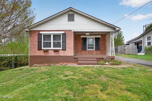 329 Magnolia Drive, Bristol, VA, 24201 | Card Image