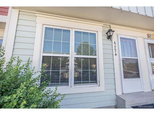 6774 S Independence St, Littleton, CO, 80128-4050 | Card Image
