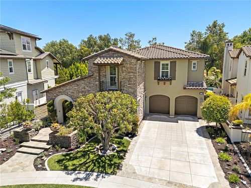 4 Dennis Ln, Ladera Ranch, CA, 92694-1407 | Card Image