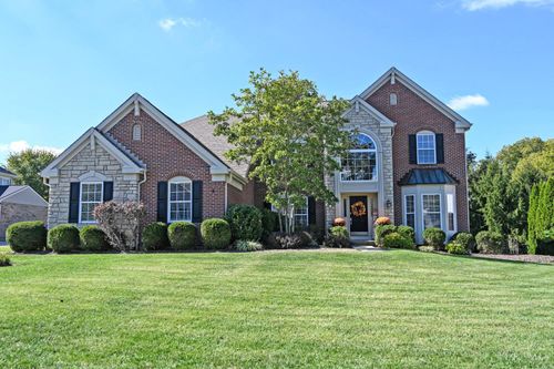 370 Forest Edge Dr, South Lebanon, OH, 45065-8738 | Card Image