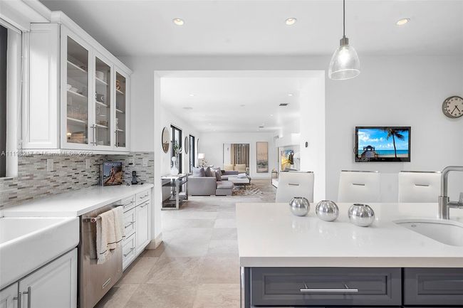 321 Costanera Rd, House other with 5 bedrooms, 7 bathrooms and null parking in Coral Gables FL | Image 17