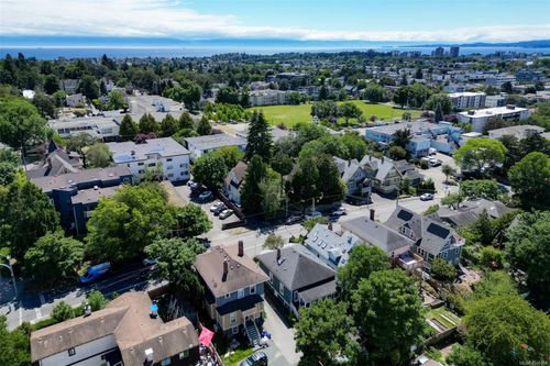 1330 Johnson St, Victoria, BC, V8V3P1 | Card Image