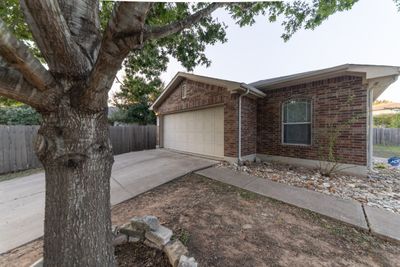 5608 Brougham Way, House other with 4 bedrooms, 2 bathrooms and 1 parking in Austin TX | Image 2