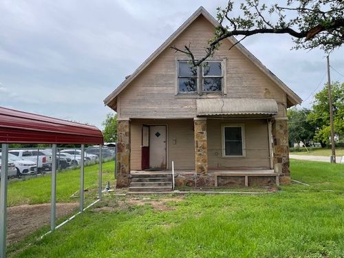 1201 E Hullum St, Breckenridge, TX, 76424-4715 | Card Image