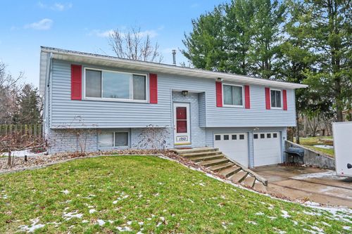 1750 Poplar Path, Stevensville, MI, 49127-9653 | Card Image