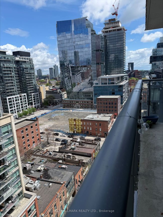 1508 - 39 Sherbourne St, Condo with 2 bedrooms, 1 bathrooms and 1 parking in Toronto ON | Image 13
