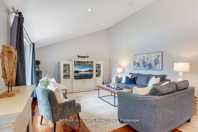 1086 Cameron Lane, House other with 3 bedrooms, 1 bathrooms and 6 parking in Algonquin Highlands ON | Image 11