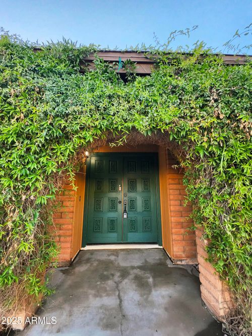 2926 S Emerson, Mesa, AZ, 85210-8231 | Card Image