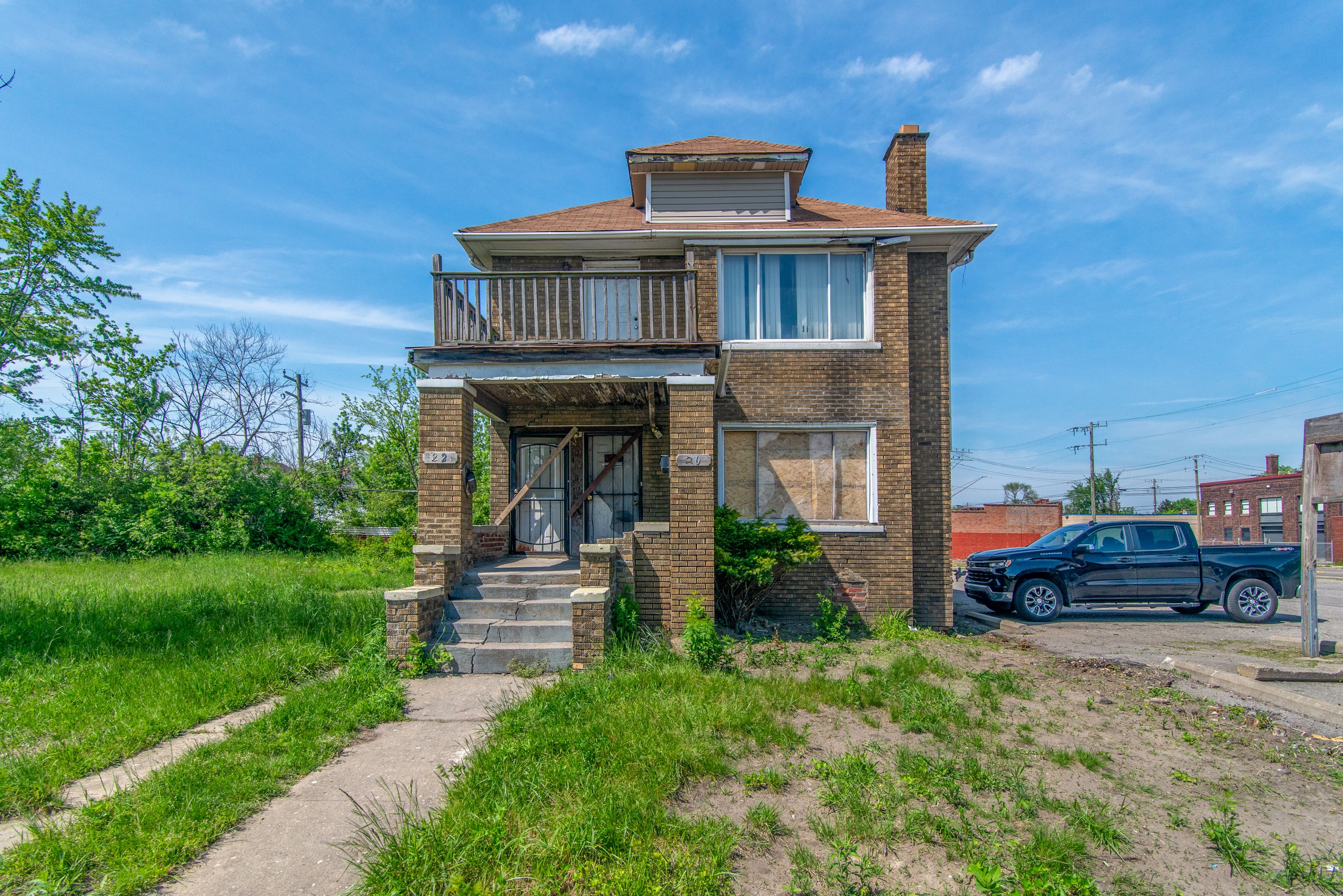 Nevada St, Highland Park, MI 48203