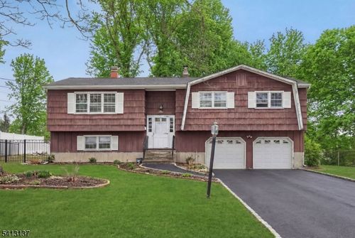 5 Summit Ave, Budd Lake, NJ, 07828-3527 | Card Image