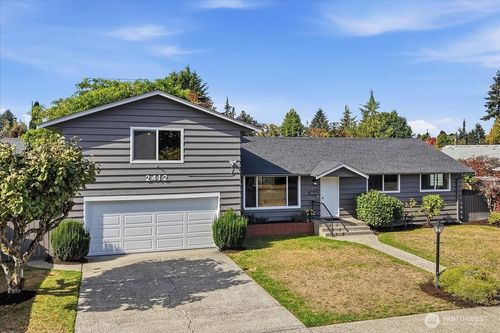 2412 N Cheyenne St, Tacoma, WA, 98406-3934 | Card Image