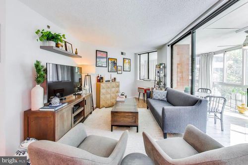 apt-310-1001 N Vermont St, ARLINGTON, VA, 22201-4765 | Card Image