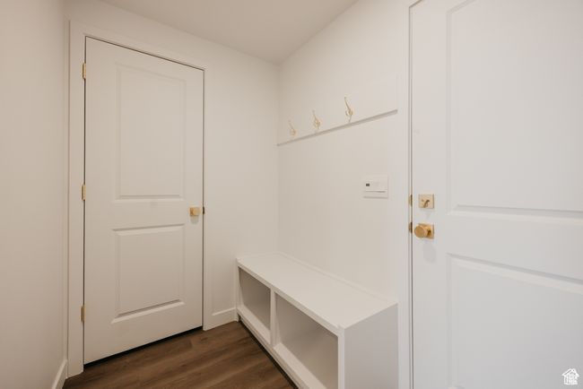 PICTURE OF MODEL | Image 6