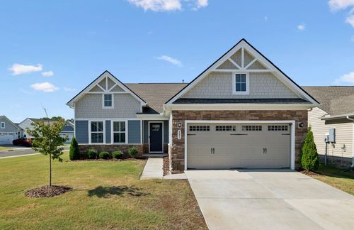 381 Streamview Dr, White House, TN, 37188-2001 | Card Image