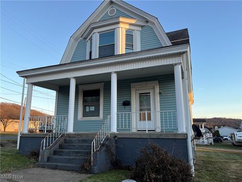 2317 1st St, Moundsville, WV, 26041-1372 | Card Image