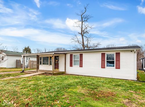 656 Clifty Dr, Columbus, IN, 47201-7408 | Card Image