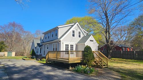 35 Meadow Rd, Clinton, CT, 06413-2211 | Card Image