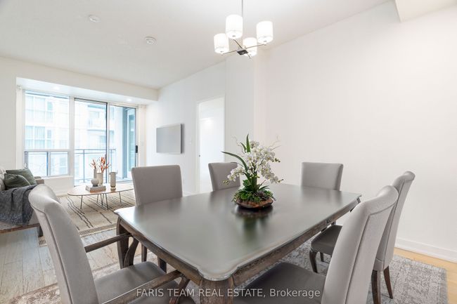 806 - 88 Palace Pier Crt, Condo with 2 bedrooms, 2 bathrooms and 1 parking in Etobicoke ON | Image 9