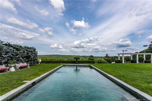 28 Leavenworth Rd, Woodbury, CT, 06798-1931 | Card Image